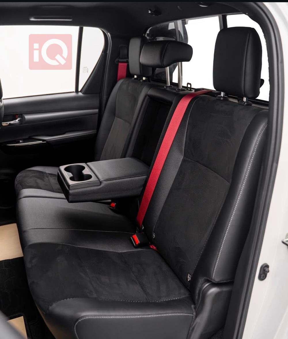 تۆیۆتا هایلۆکس